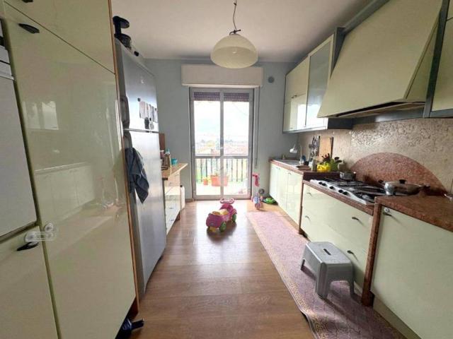 Appartamento in vendita a Grumello Del Monte, Lombardia