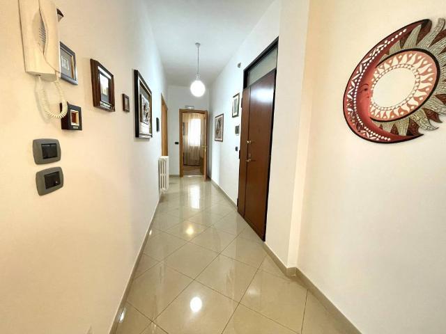 Appartamento in vendita a Puglia, Bari