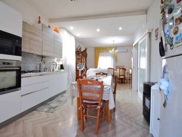 Appartamento in vendita a Puglia, Bari