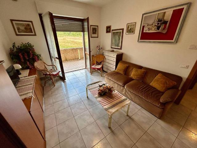 Appartamento in vendita a Gualdo Cattaneo, Umbria