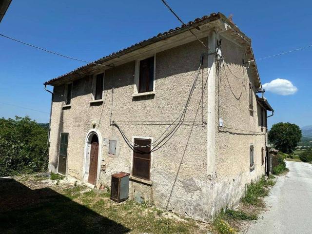 Appartamento in vendita a Gualdo Tadino, Umbria