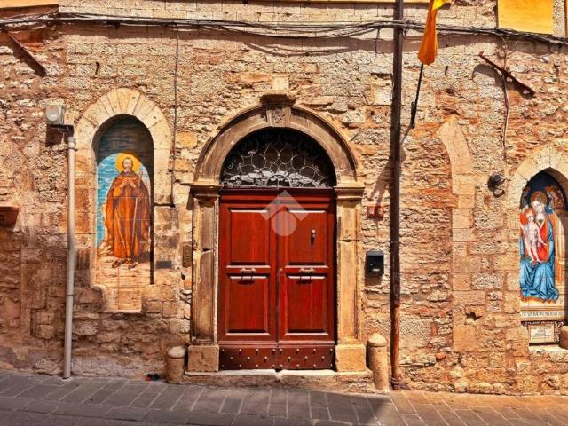 Appartamento in vendita a Gualdo Tadino, Perugia