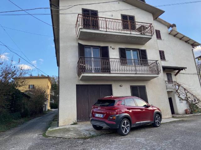 Appartamento in vendita a Gualdo Tadino, Umbria