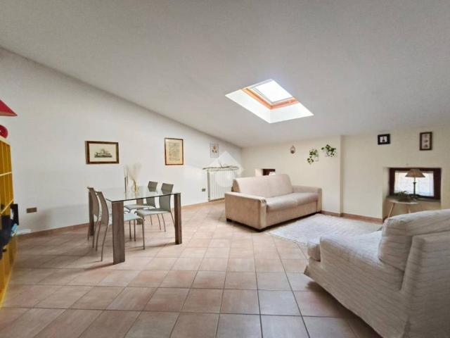 Appartamento in vendita a Gualdo Tadino, Umbria