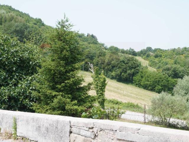 Appartamento in vendita a Gualdo Tadino, Umbria