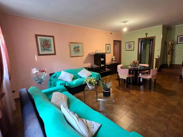 Appartamento in vendita a Bassa Reggiana, Re