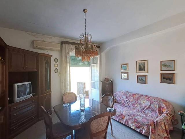 Appartamento in vendita a Santa Lucia Di, Sicilia