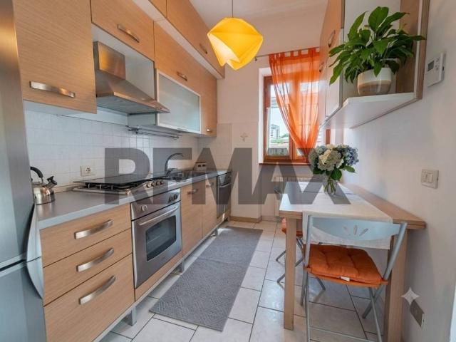 Appartamento in vendita a Guanzate, Lombardia