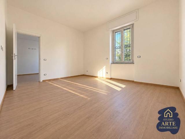 Appartamento in vendita a Guanzate, Como