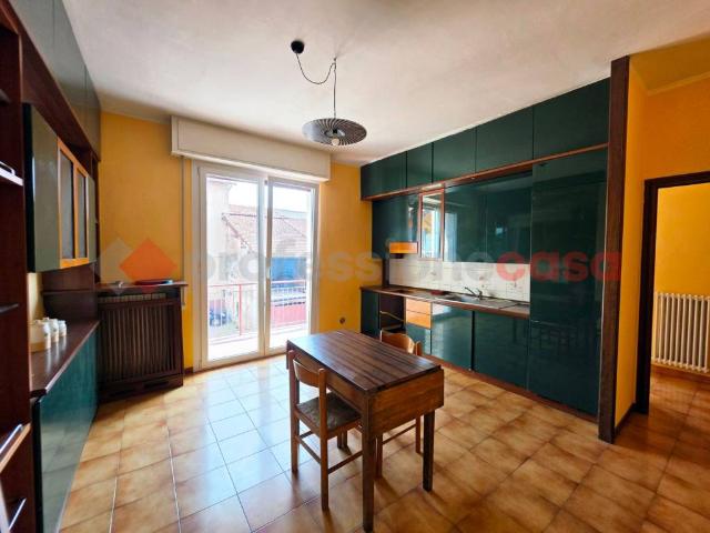 Appartamento in vendita a Guanzate, Como