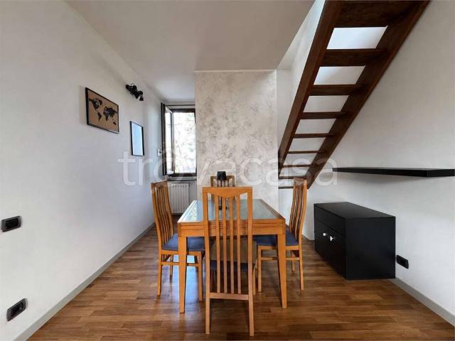 Appartamento in vendita a Guanzate, Lombardia
