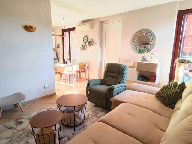 Appartamento in vendita a Guardamiglio, Lombardia
