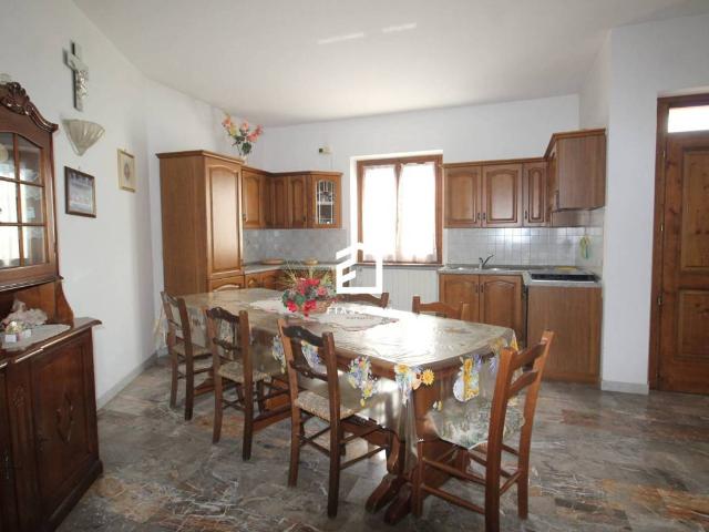 Appartamento in vendita a Guardea, Umbria