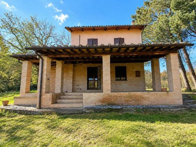 Villa Indipendente in vendita a Guardea, Umbria