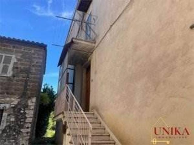 Appartamento in vendita a Guardea, Umbria