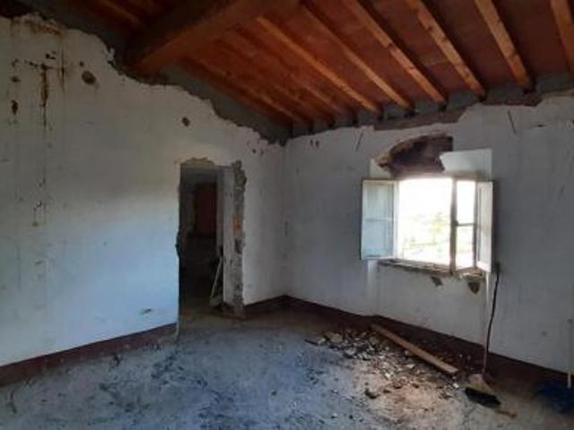Appartamento in vendita a Guardistallo, Toscana