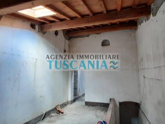 Appartamento in vendita a Guardistallo, Toscana