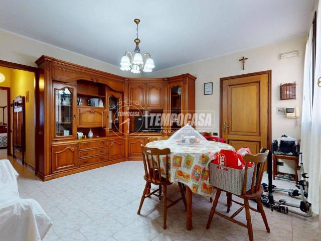 Appartamento in vendita a Bassa Reggiana, Re