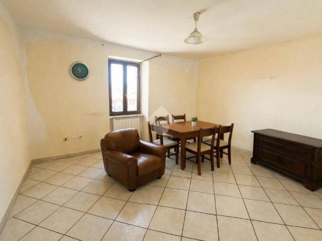 Appartamento in vendita a Gubbio, Perugia