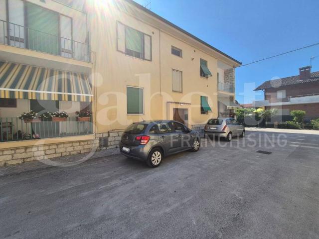 Appartamento in vendita a Gubbio, Umbria