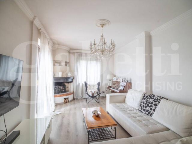 Appartamento in vendita a Gubbio, Umbria
