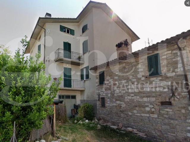 Appartamento in vendita a Gubbio, Umbria
