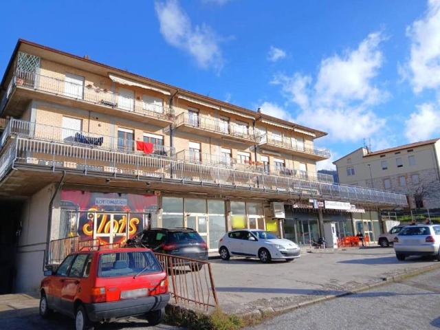 Appartamento in vendita a Gubbio, Umbria