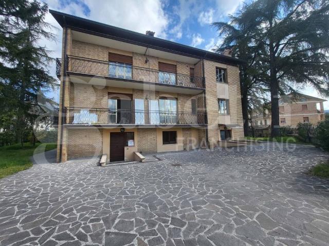 Appartamento in vendita a Gubbio, Umbria