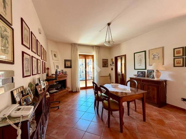Appartamento in vendita a Gubbio, Umbria