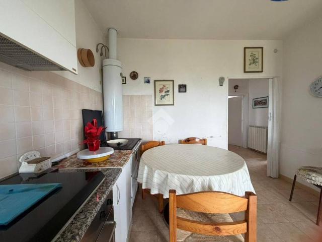 Appartamento in vendita a Gubbio, Umbria