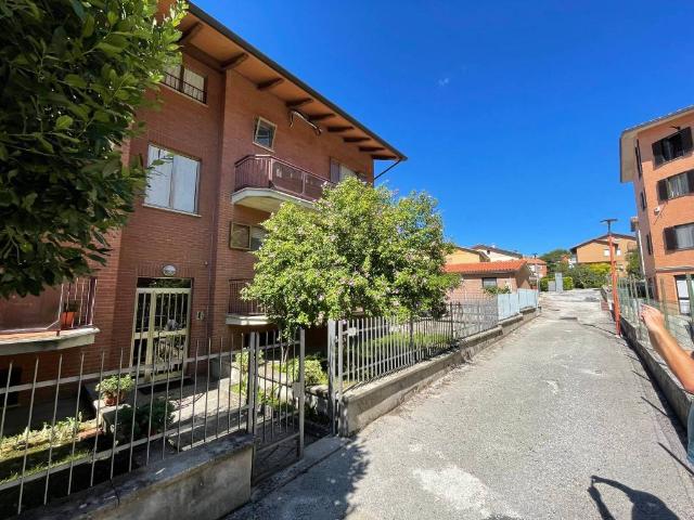 Appartamento in vendita a Gubbio, Umbria