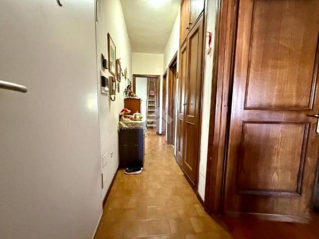 Appartamento in vendita a Gubbio, Umbria