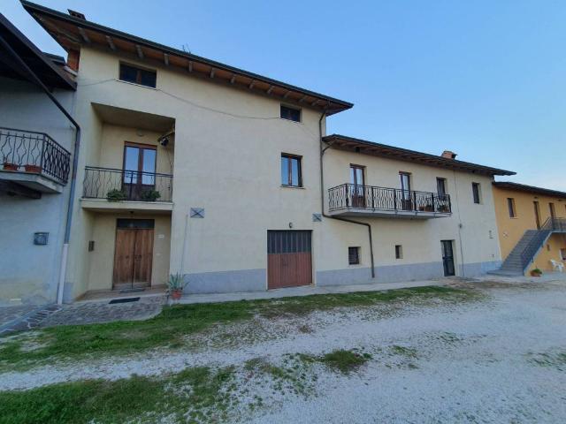 Appartamento in vendita a Gubbio, Umbria