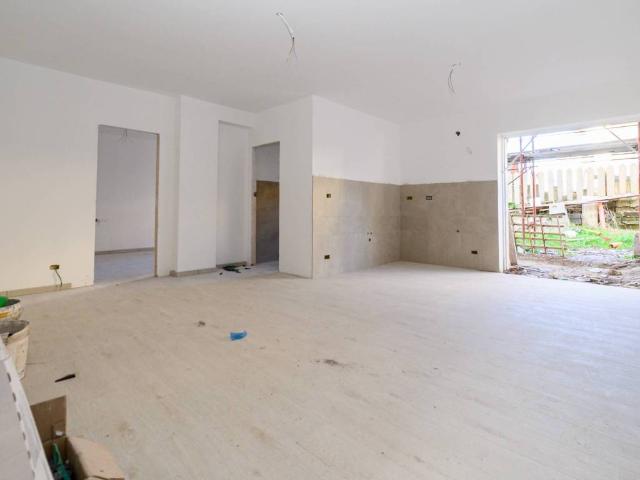 Appartamento in vendita a Guidonia Montecelio, Roma Capitale
