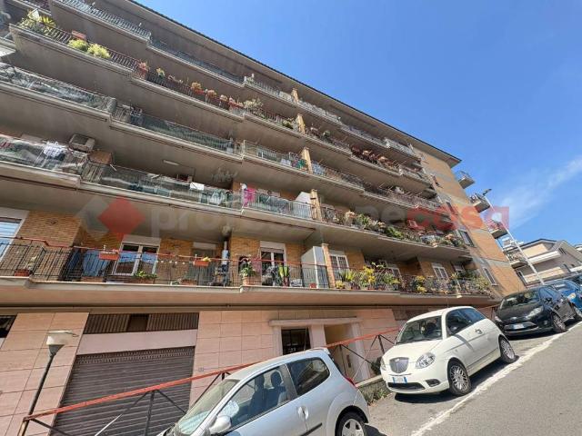 Appartamento in vendita a Guidonia Montecelio, Roma Capitale