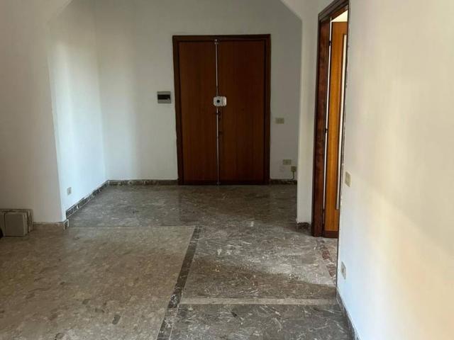 Appartamento in vendita a Guidonia Montecelio, Roma Capitale