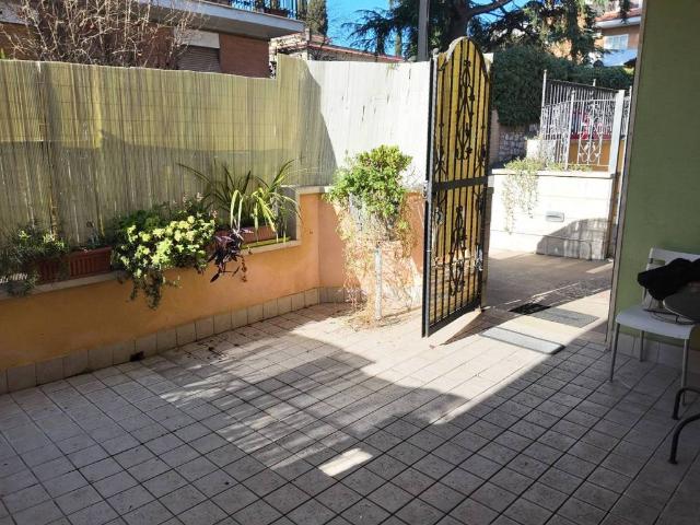 Appartamento in vendita a Guidonia Montecelio, Roma Capitale