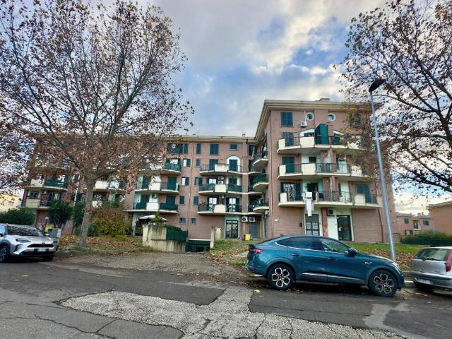 Appartamento in vendita a Guidonia Montecelio, Roma Capitale