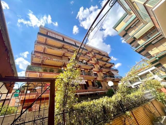 Appartamento in vendita a Guidonia Montecelio, Roma Capitale