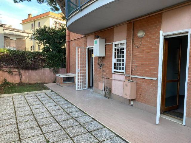 Appartamento in vendita a La Pietrara, Guidonia
