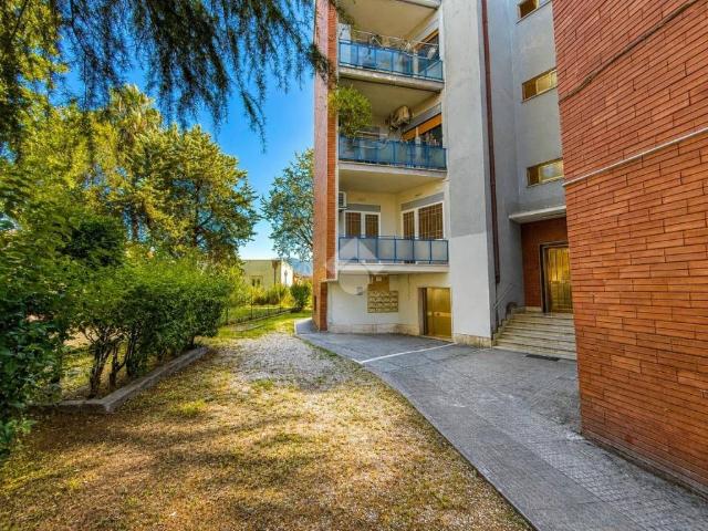 Appartamento in vendita a Guidonia Montecelio, Roma Capitale