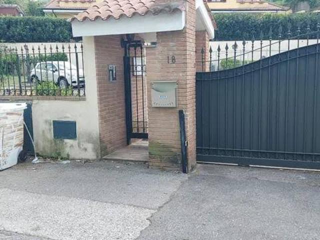 Appartamento in vendita a Guidonia Montecelio, Roma Capitale