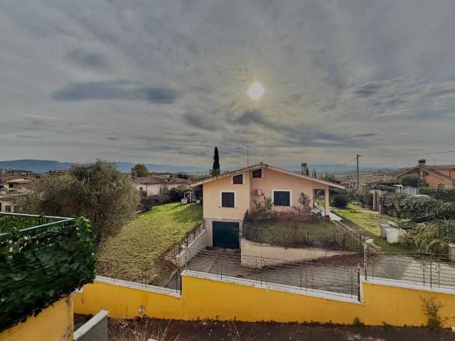 Appartamento in vendita a Guidonia Montecelio, Roma Capitale