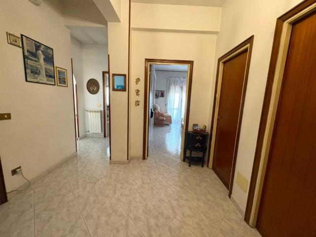 Appartamento in vendita a Guidonia Montecelio, Roma Capitale