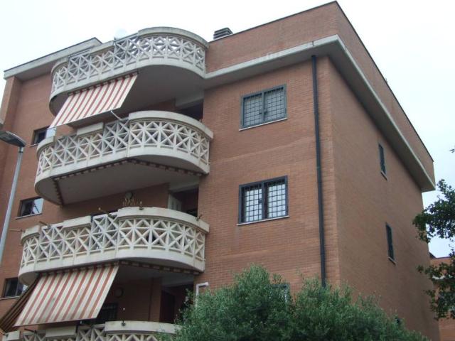Appartamento in vendita a Guidonia Montecelio, Roma Capitale