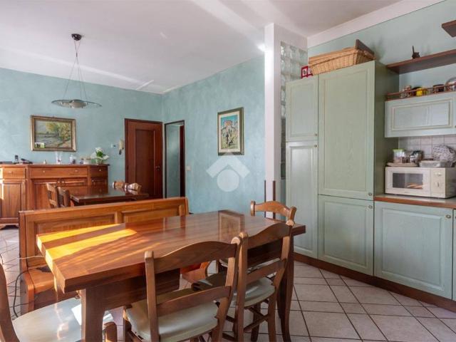 Appartamento in vendita a Gussago, Lombardia