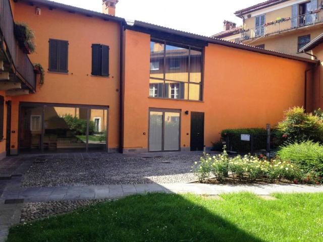 Appartamento in vendita a Imbersago, Lombardia