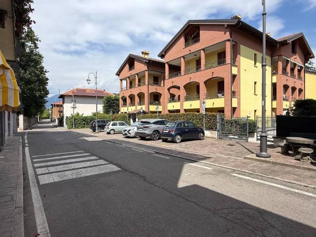 Appartamento in vendita a Imbersago, Lombardia
