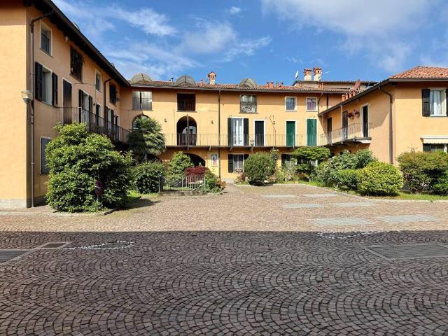 Appartamento in vendita a Imbersago, Lombardia
