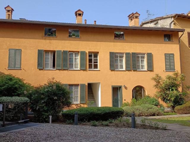Appartamento in vendita a Imbersago, Lombardia